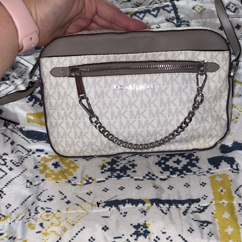 Michael Kors Gray and White Crossbody Bag